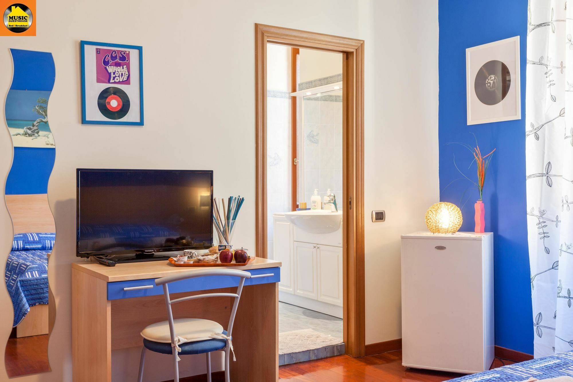 Music Guesthouse Rome Exterior photo